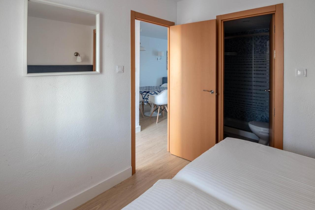 อปาร์ตาเมนโตส บูเอนซอล Apartment ตอร์เรโมลิโนส ภายนอก รูปภาพ